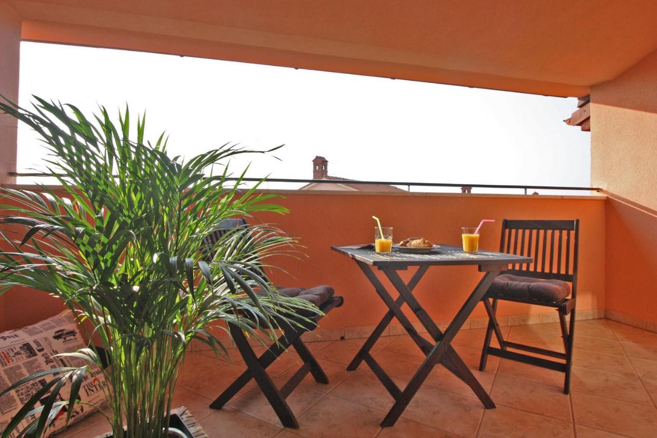 Brijunisol - 3 Apartments Top Position Near The Beautiful Beach Fažana Extérieur photo