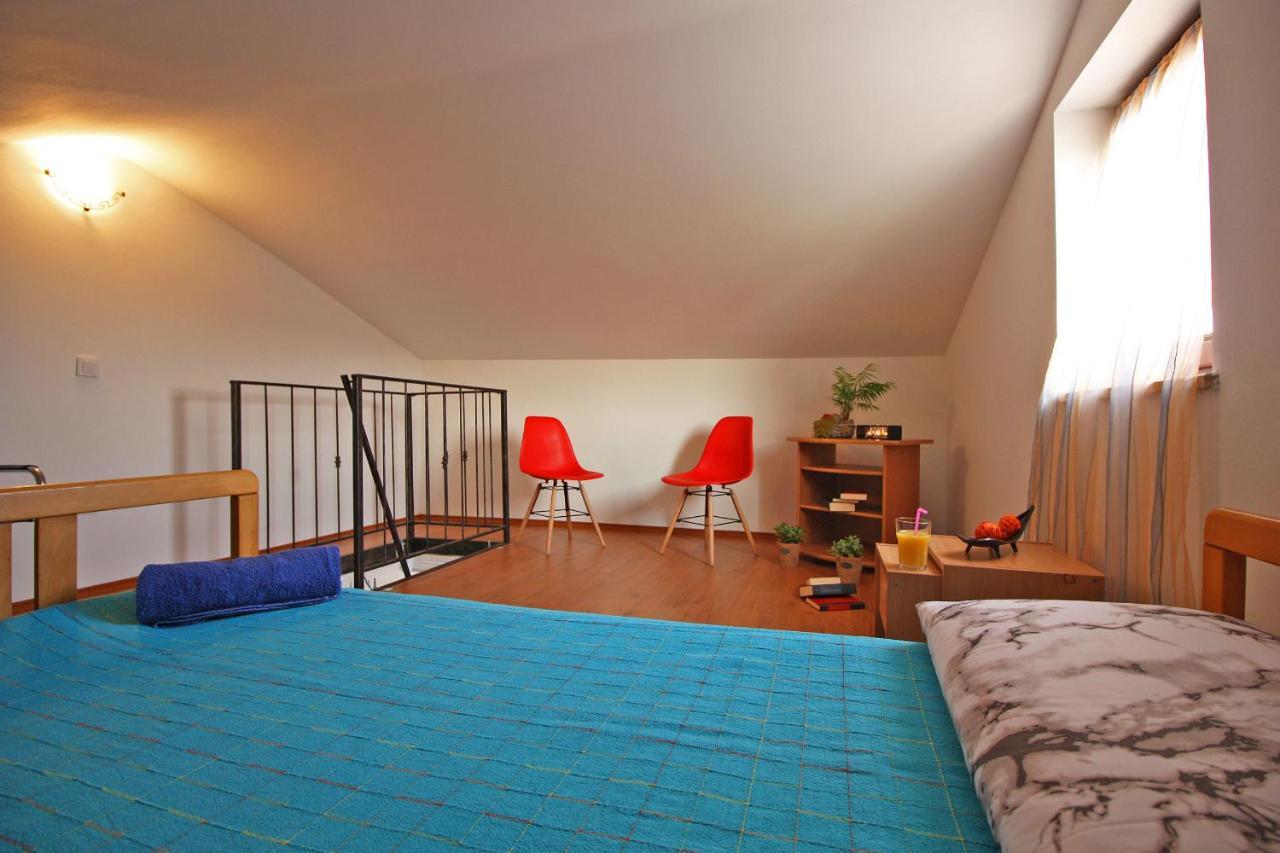 Brijunisol - 3 Apartments Top Position Near The Beautiful Beach Fažana Extérieur photo