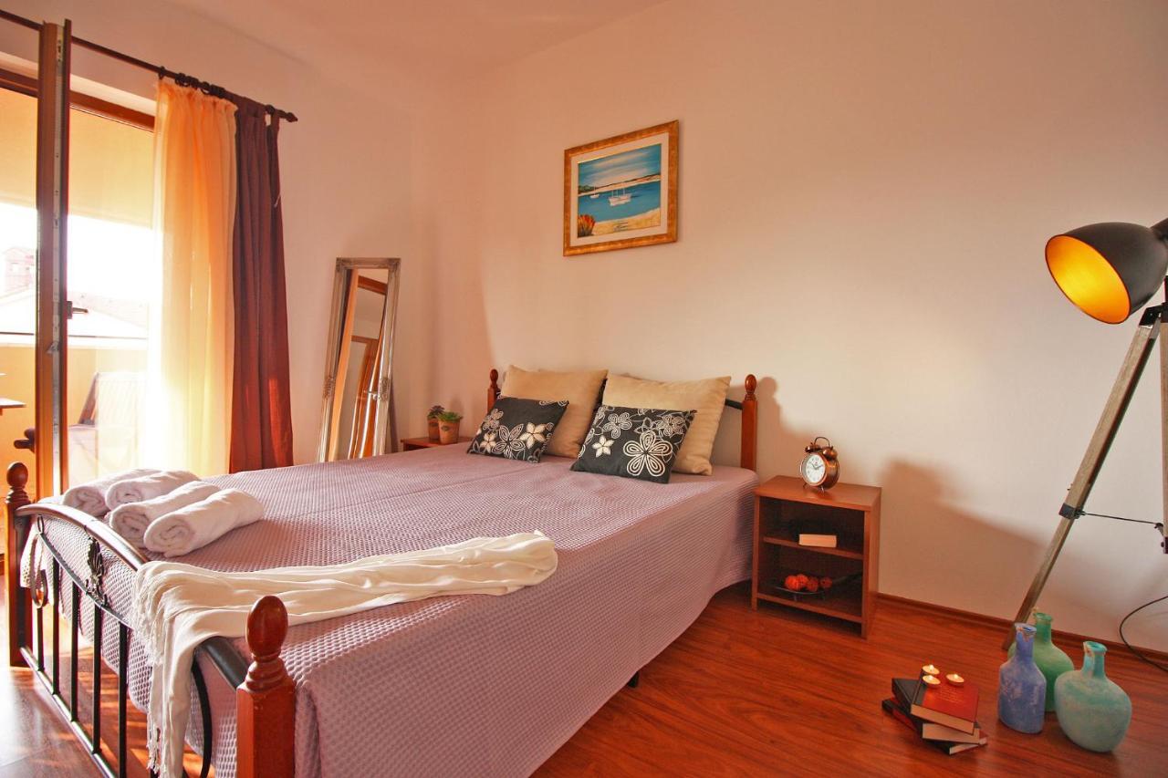 Brijunisol - 3 Apartments Top Position Near The Beautiful Beach Fažana Extérieur photo